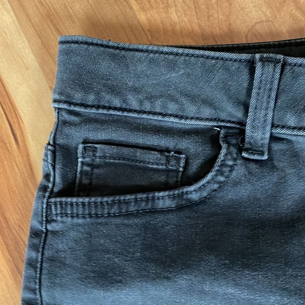 SO Mid Rise Midi Super Stretch Black Denim Shorts - Size 12 - Picture 3 of 9